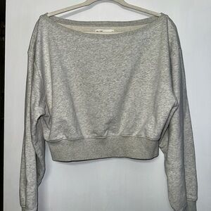 Oak + Fort Off-Shoulder Cropped Grey Sweatshirt